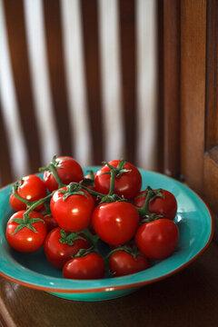 新鲜的干净的清好的樱桃番茄