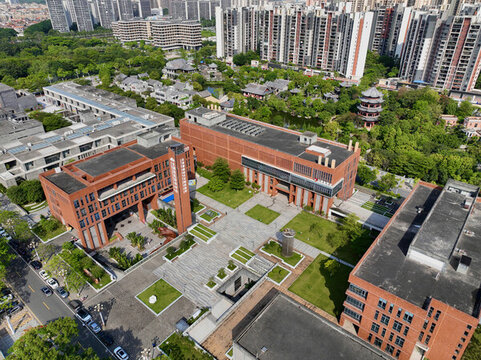 北滘圖書館與和園