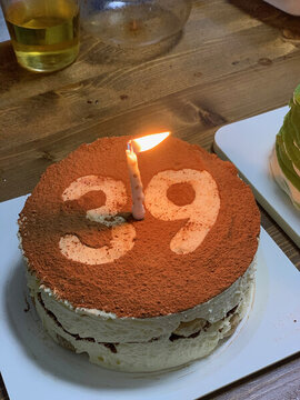 39歲提拉米蘇生日蛋糕