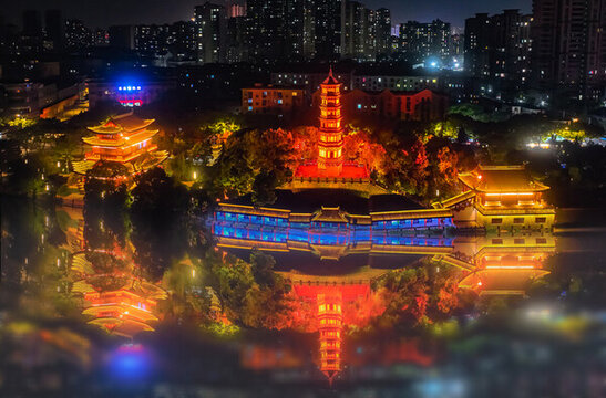 九江鎖江塔夜景