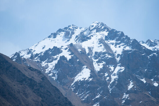 天山