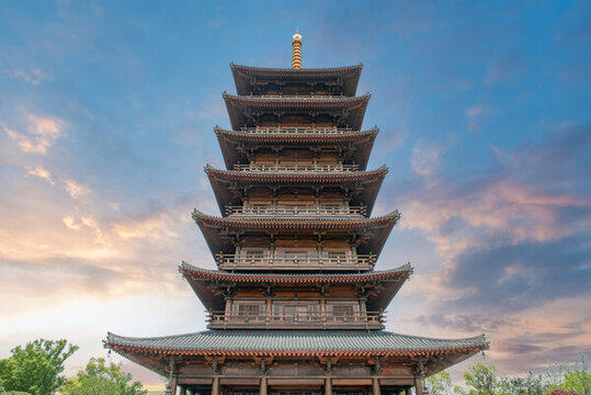 寶山寺萬佛寶塔