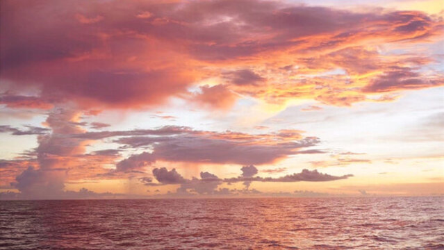 海上夕陽(yáng)