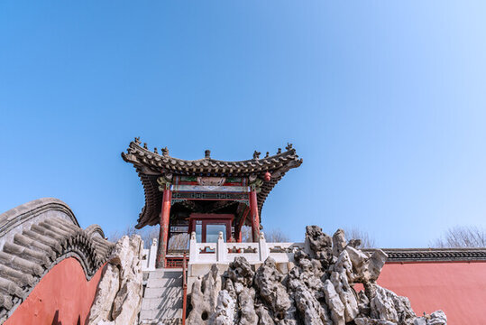 中國沈陽故宮御花園假山