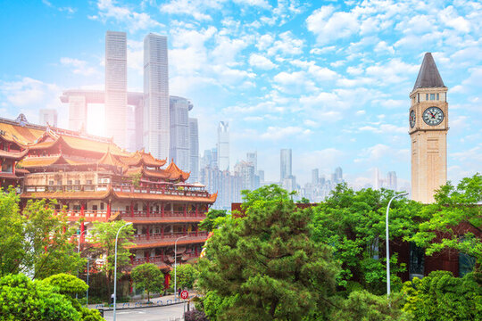 重慶鐘樓千佛寺來(lái)福士