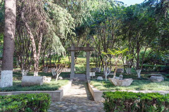 民國(guó)石器園