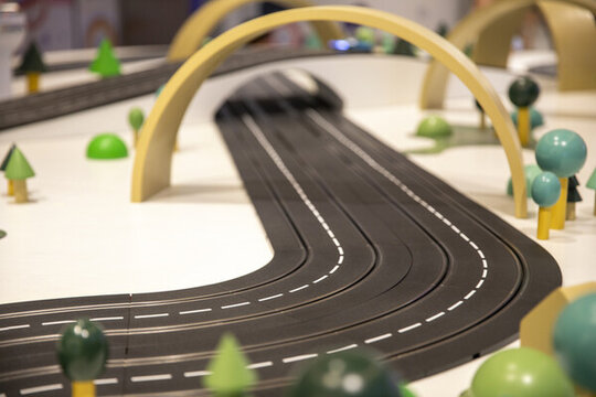 玩具賽車跑道