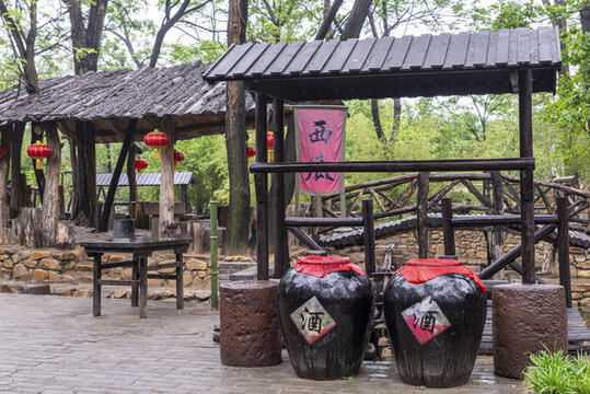 仿古代酒館