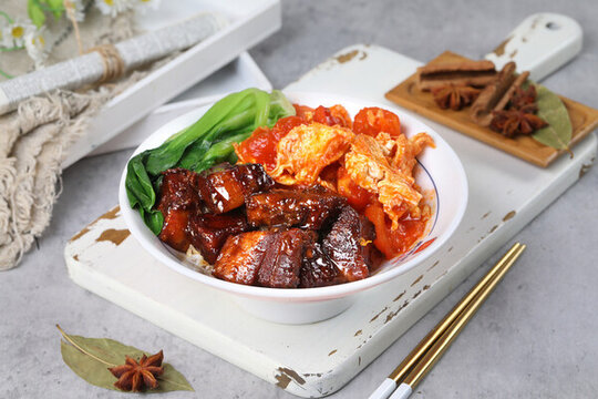 老酒燒肉雙拼飯