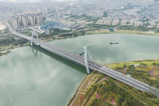 英華大橋