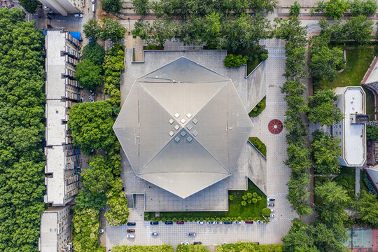 航拍鄭州大學(xué)南校區(qū)校園體育館