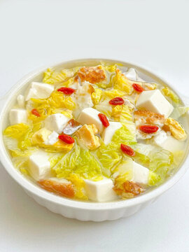 白菜雞蛋豆腐湯