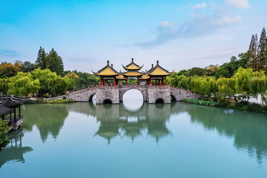航拍揚州瘦西湖五亭橋