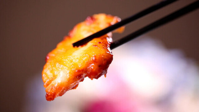 酥脆炸魚(yú)塊外焦里嫩