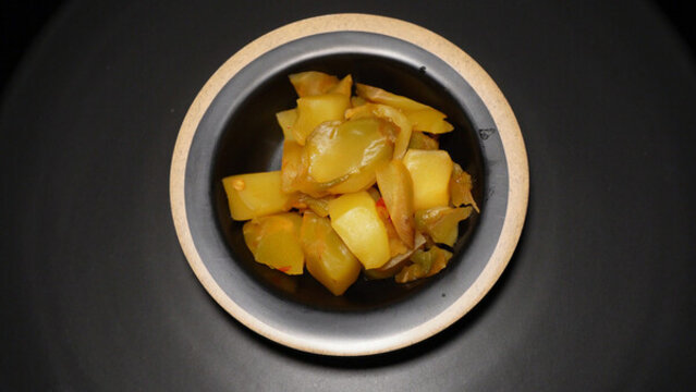 腌蘿卜咸菜涪陵榨菜菜疙瘩