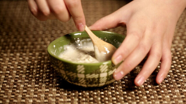 養(yǎng)生山藥糊自制面膜DIY