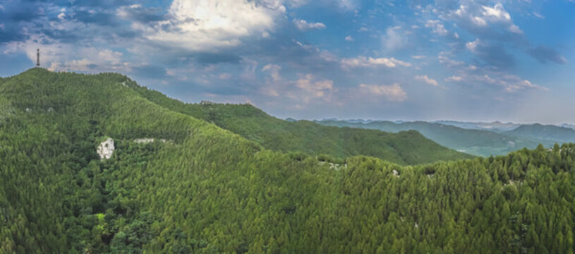 濟(jì)南蟠龍山森林公園風(fēng)光