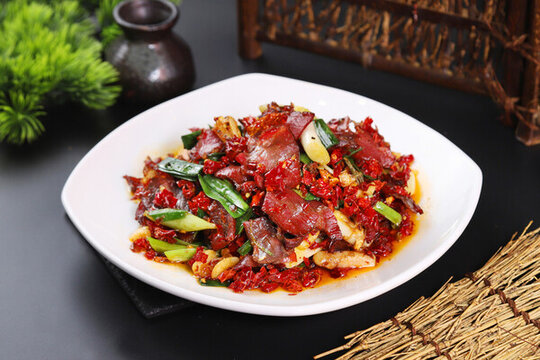 蒜香臘牛肉