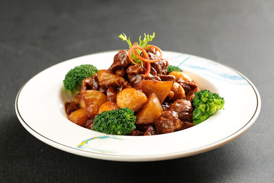 土豆燒牛肉