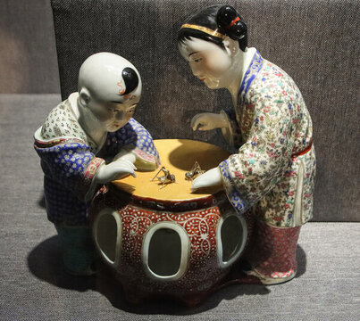 景德鎮(zhèn)釉色瓷器特寫