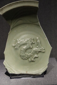 景德鎮(zhèn)釉色瓷器碎片特寫