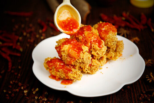 肯德基麥當(dāng)勞風(fēng)味油炸雞翅