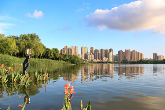 中國(guó)安徽合肥翡翠湖城市風(fēng)光