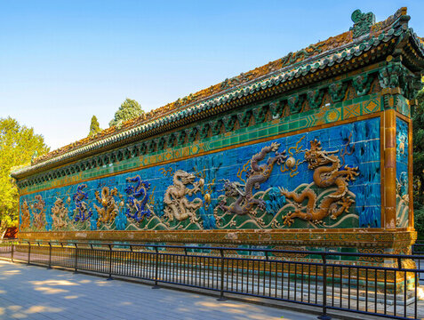 北海公園九龍壁