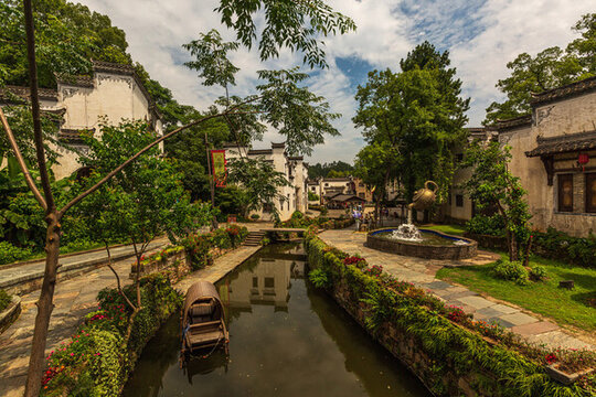 中國江西婺源秋口水墨上河風光
