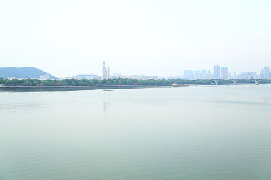 長(zhǎng)沙湘江