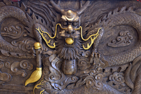 金龍浮雕