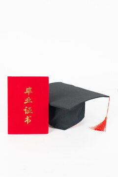 畢業(yè)證書學(xué)士帽