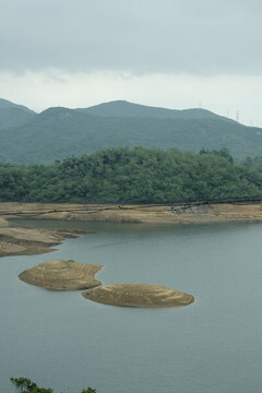 深圳馬巒山郊野公園附近水庫(kù)