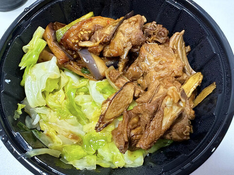 招牌姜母鴨飯
