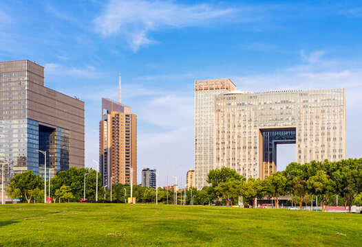 南京奧體中心草坪及周邊建筑