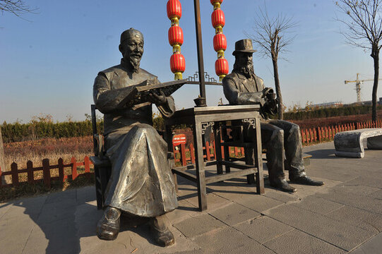 山西喬家大院生活場(chǎng)景銅像