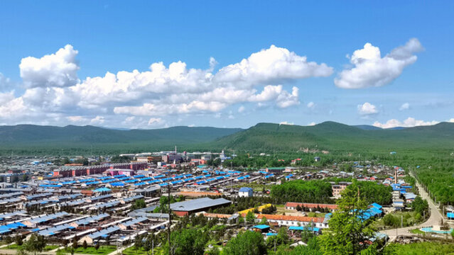 小鎮(zhèn)的夏天