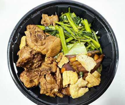 姜母鴨飯