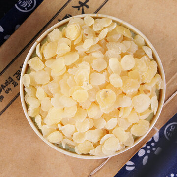 野生皂角米