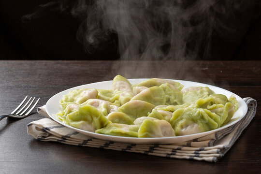 綠色蔬菜面餃子