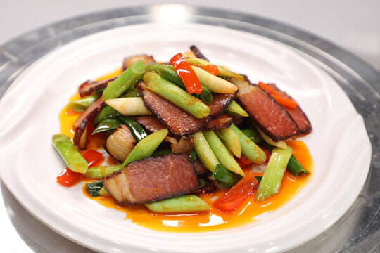 臘肉炒蒜苗