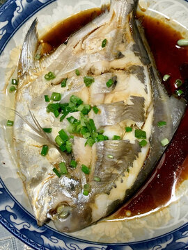 清蒸鯧魚