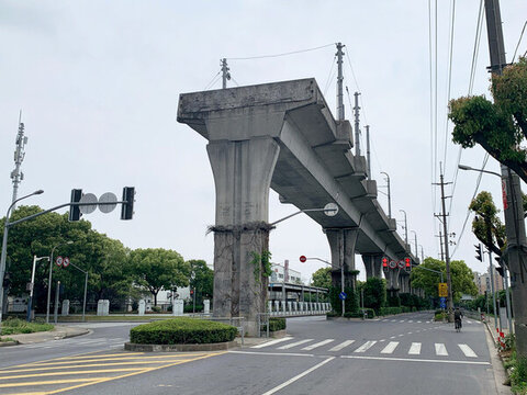 高架地鐵軌道