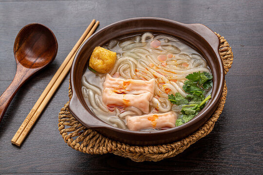 砂鍋肉丸土豆粉