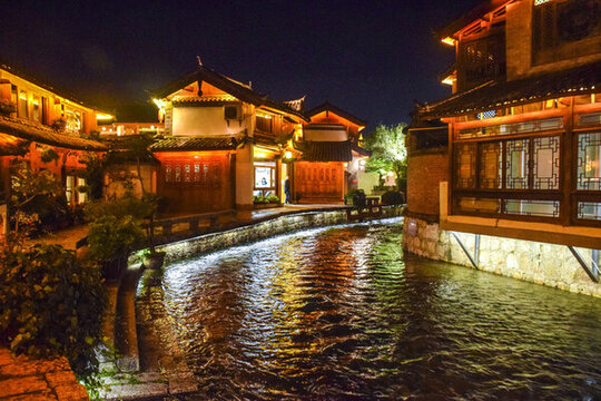 云南麗江大研古城夜色