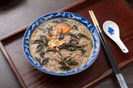 山野菜面條