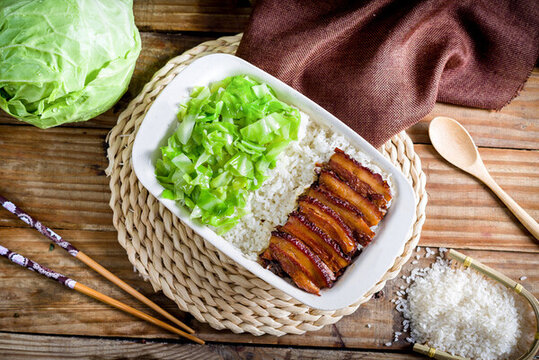 梅菜扣肉蓋飯