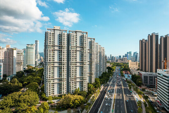 城市交通深圳華富路建筑高樓