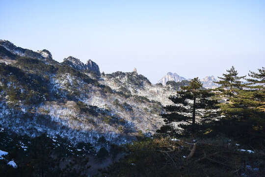 安徽黃山雪后風(fēng)景