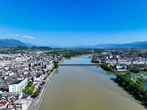 青山綠水全景